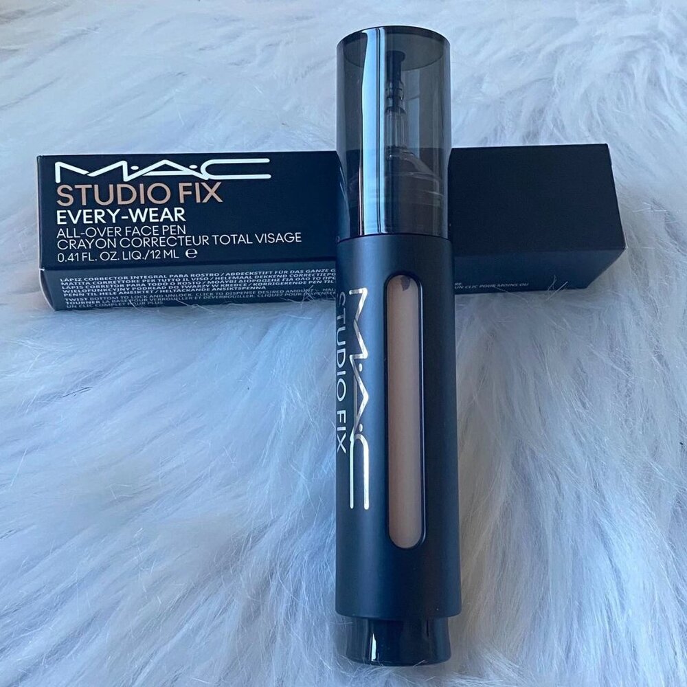 New MAC Studio Fix Every Wear All Over Face Pen concealer NW20 Full size 12 ml